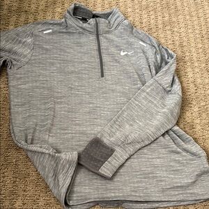 Nike Heather Gray Athletic Pullover
